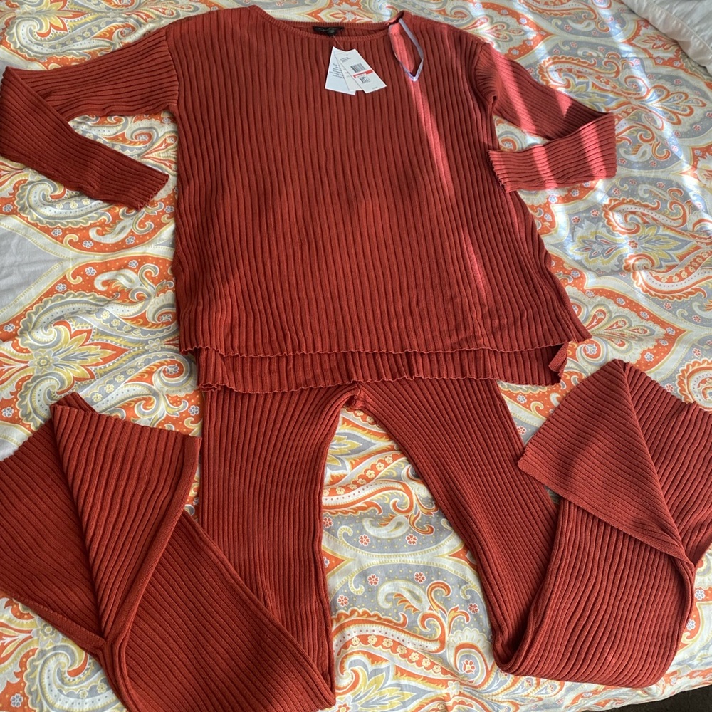 Jessica Simpson Rust Color Sweater Set Size XS